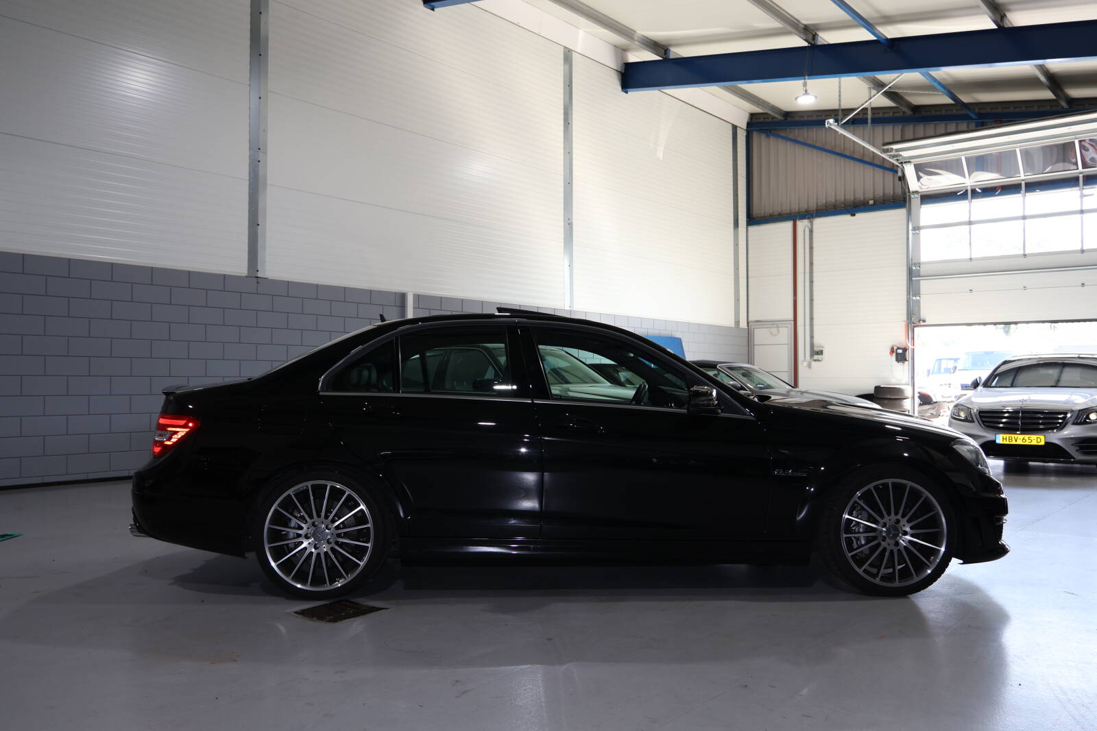 Mercedes C63 AMG - afbeelding 13