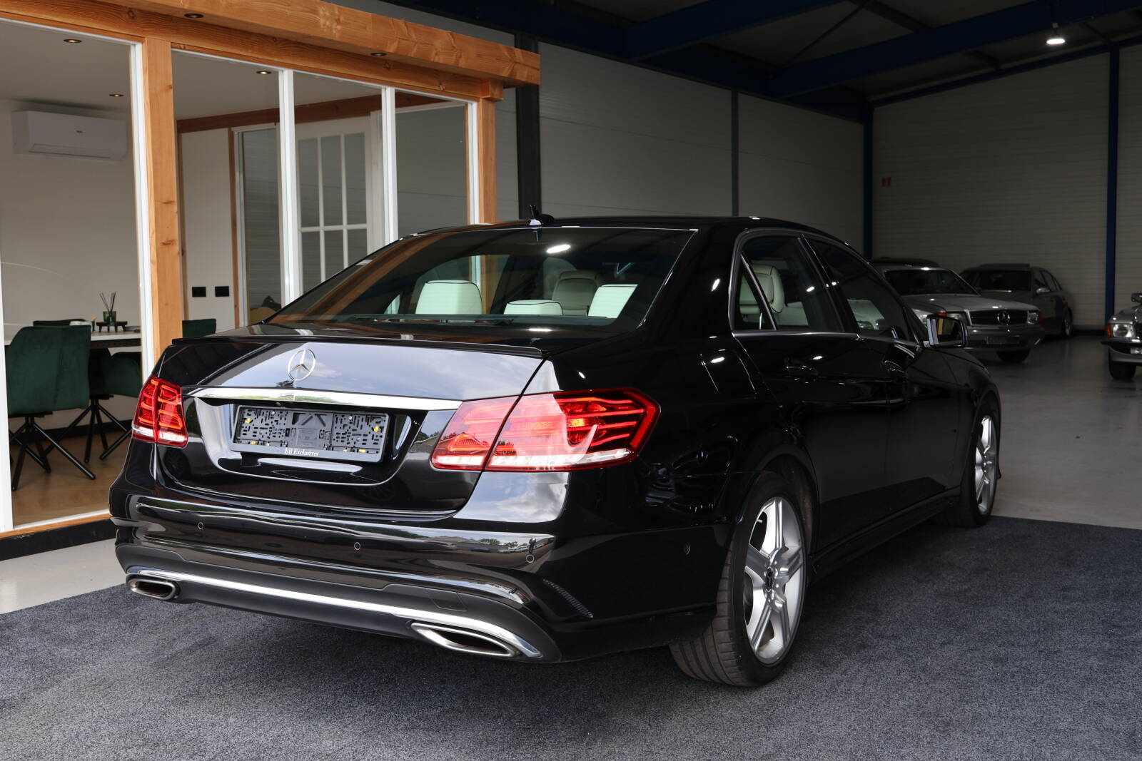 Mercedes E400 Sedan - afbeelding 6